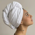 Serviette turban en microfibre portée